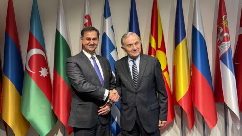 Συνάντηση του Υφυπουργού Εξωτερικών, Χάρη Θεοχάρη, με τον Γ.Γ. του Οργανισμού Οικονομικής Συνεργασίας Ευξείνου Πόντου, Lazar Comanescu